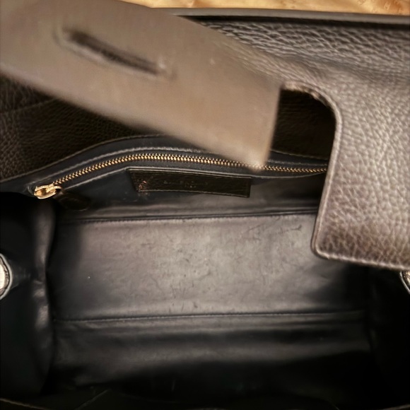 Balenciaga tube round bag in black leather - Picture 11 of 13